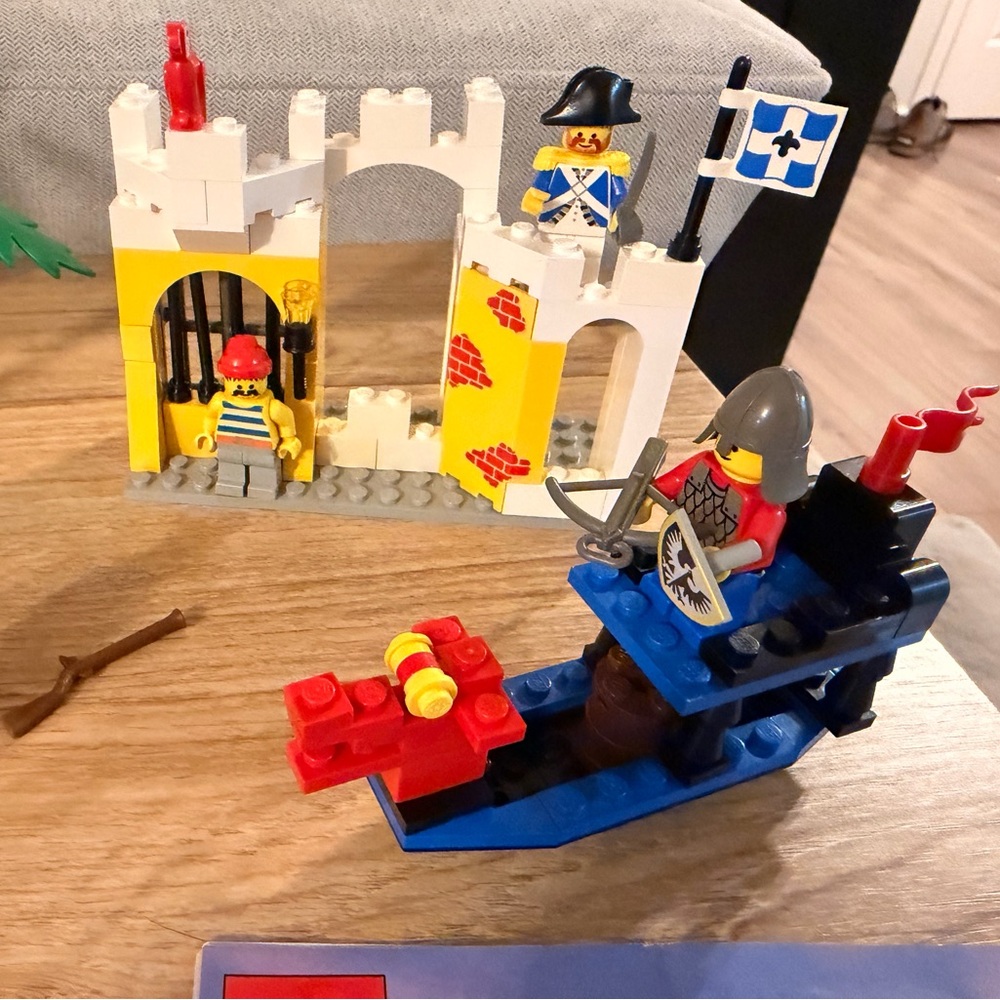 Vintage Lego 6265 6259 6018 Legoland pirates - Picture 4 of 7